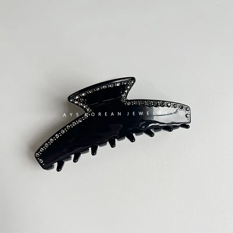Tortoiseshell Hairpin with Shark Clip Design - Image 6