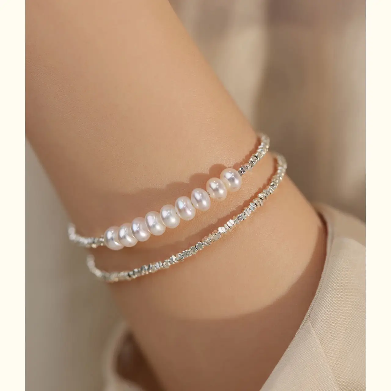 Broken Silver Pearl Niche Bracelet for Women — feature 29
