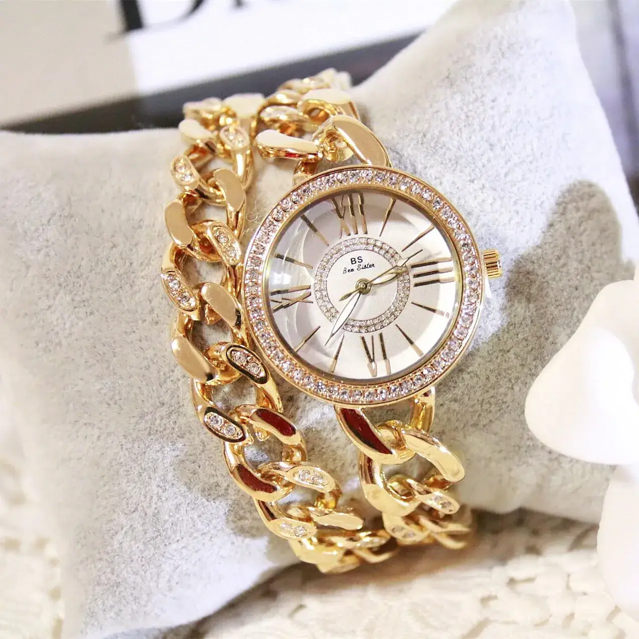 Roses Gold Chain Watch for Women Roman Dial - Image 2