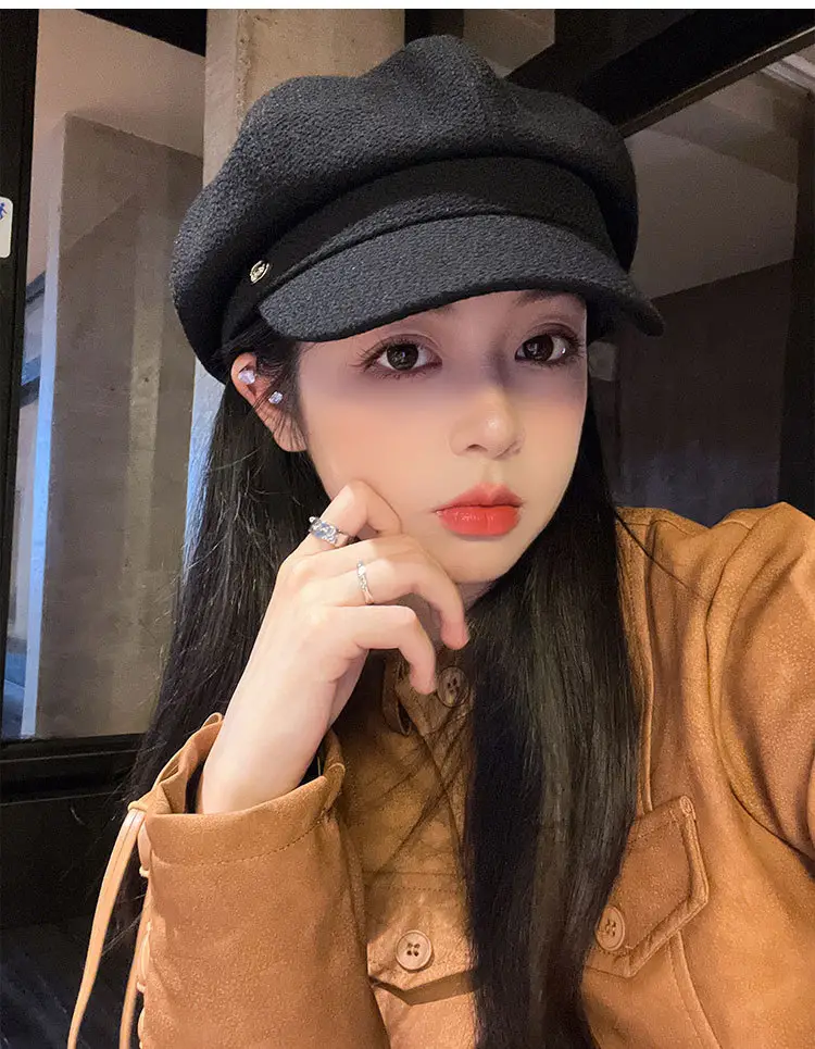 Women Winter Newsboy Cap Black Large — feature 14
