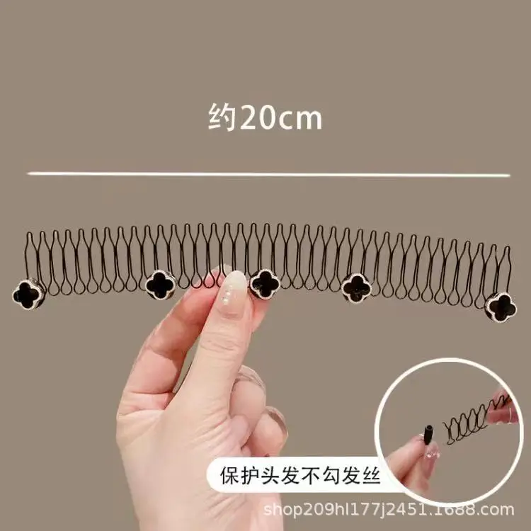 Lala Hair Comb with Flower Decor for Bangs & Updo - Image 3