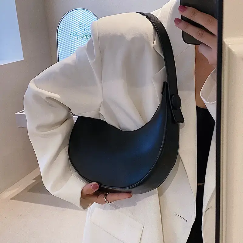 Women's White Retro Shoulder Bag 2025 - Image 7