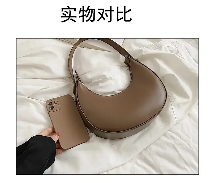 Women's White Retro Shoulder Bag 2025 — feature 15