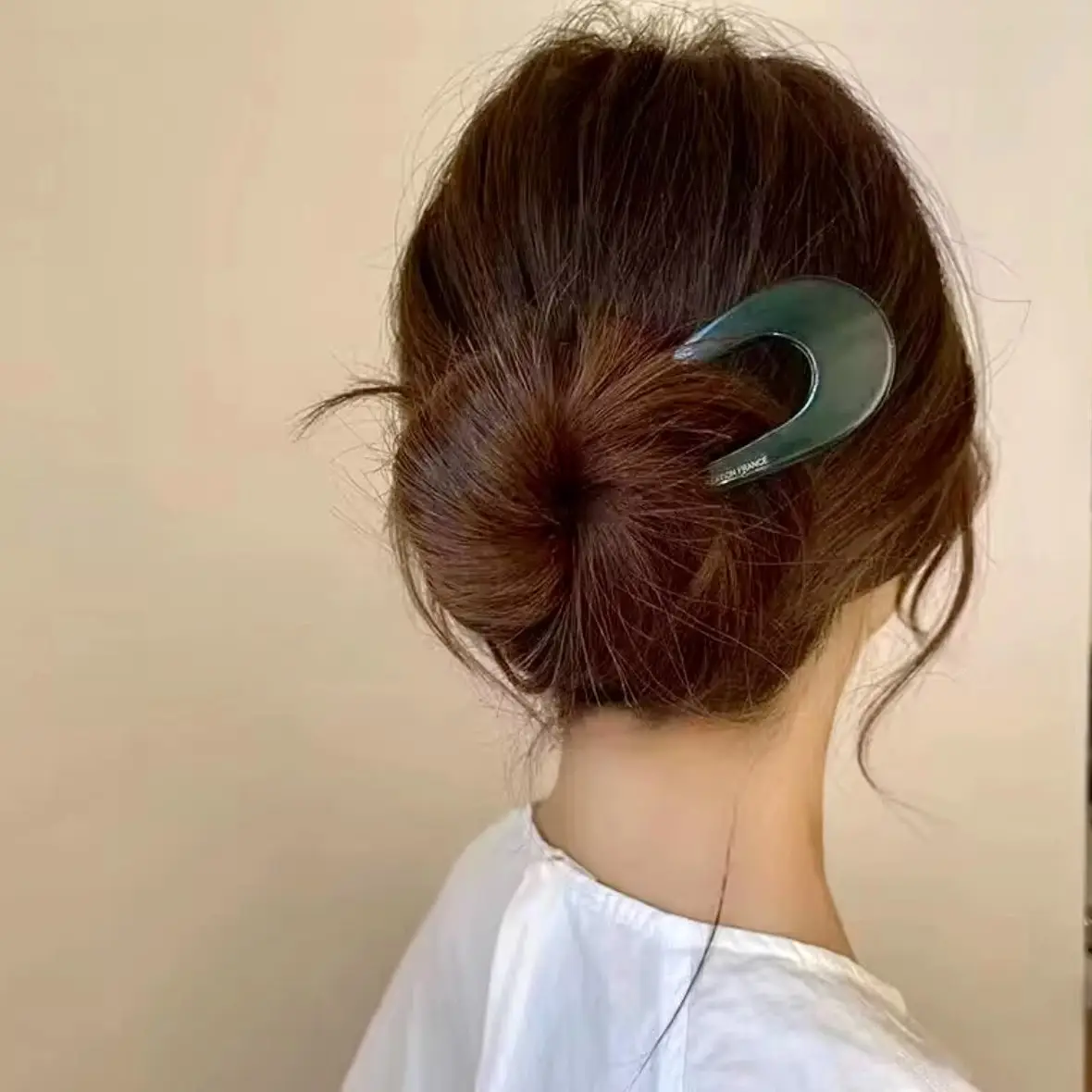 U-Shaped Acetic Acid Hairpin for Women - Image 8