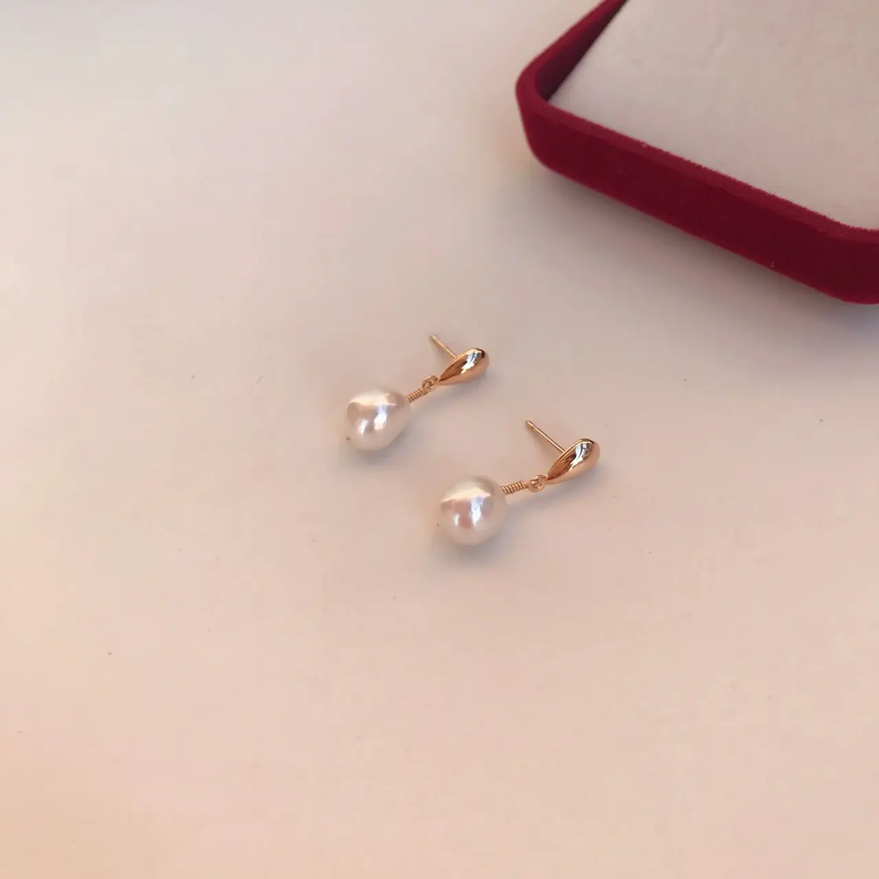 925 Sterling Pearl Earrings Small Retro Baroque