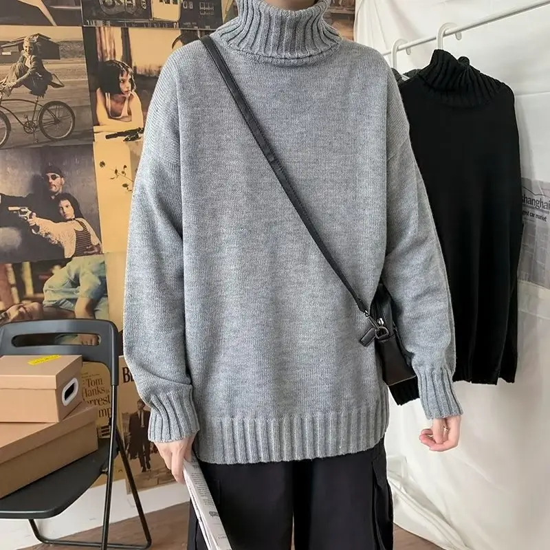 Men's White Turtleneck Sweater Lazy Style Loose Coat — feature 2