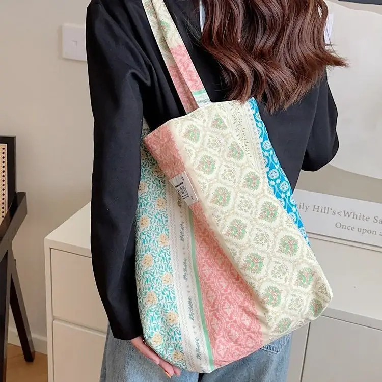 Retro Floral Canvas Shoulder Bag Large Capacity - Image 4