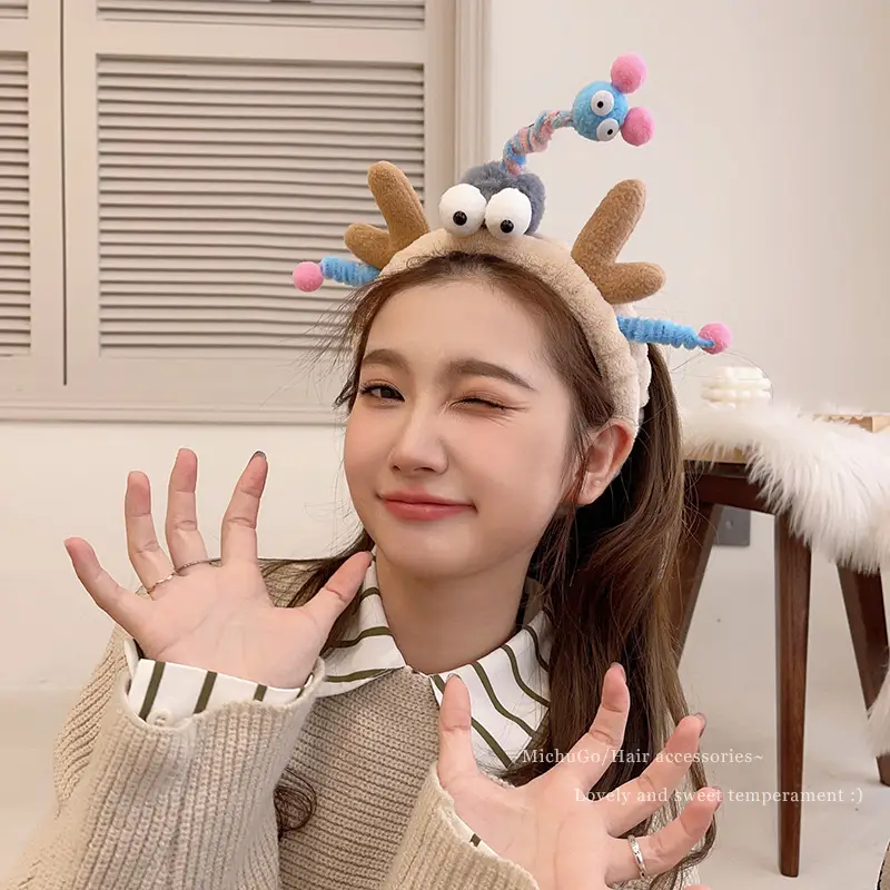 Plush Cartoon Face Scarf Hair Band Waterproof Non-Slip — feature 6