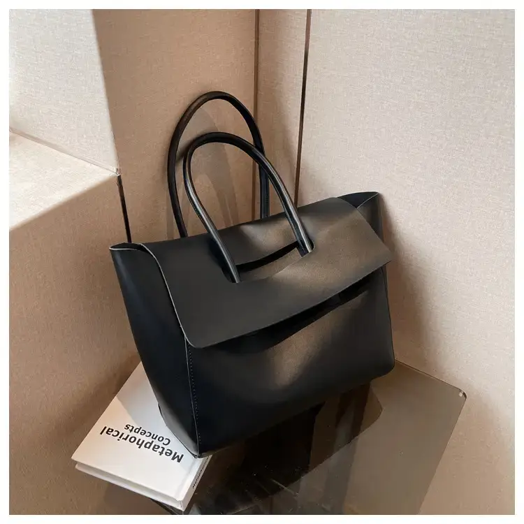 Black French Style Wings Bag for Women 2023 — feature 36