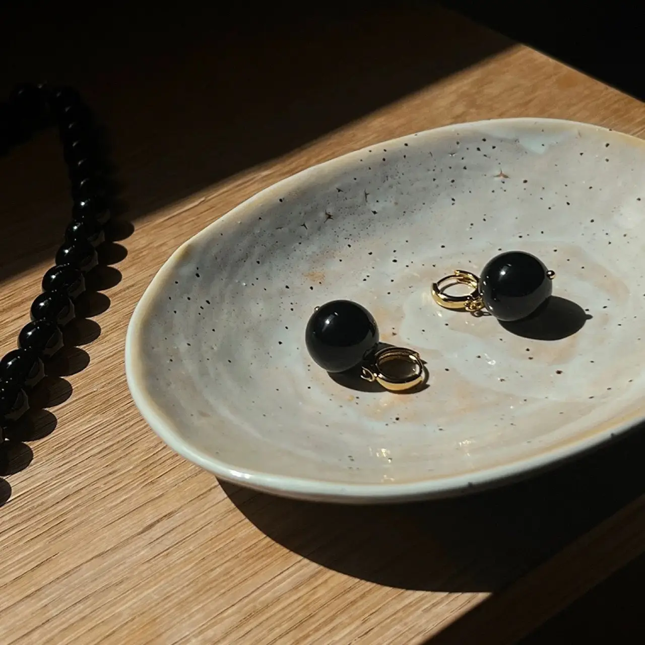 Korean Style Black Onyx Ear Buckle Earrings - Image 2