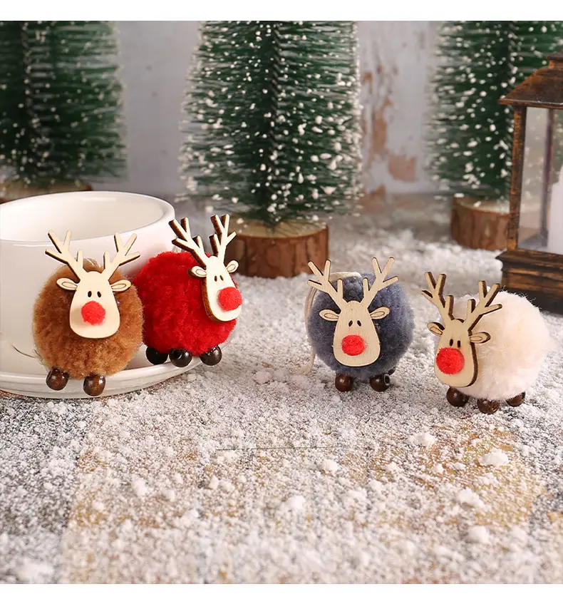 Hong Kong Love Christmas Deer Fur Ball Pendant — feature 6