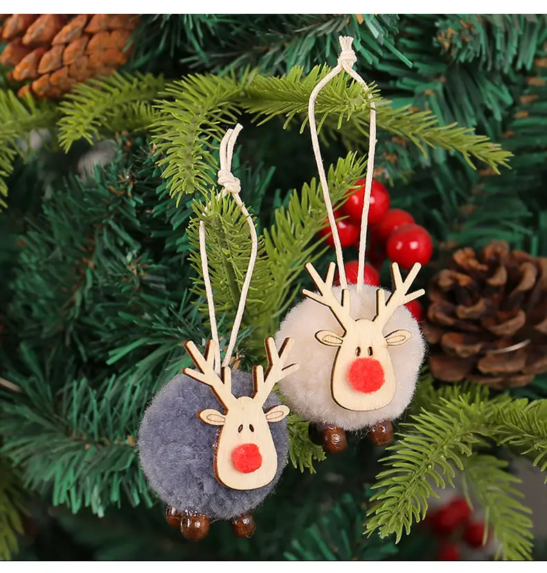 Hong Kong Love Christmas Deer Fur Ball Pendant — feature 8