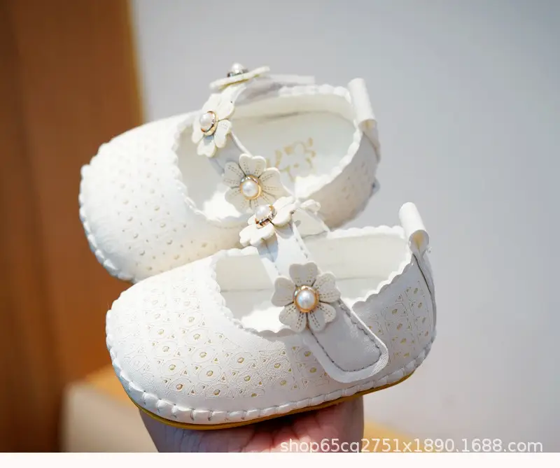 Pink Heart Pattern Toddler Shoes 0-1 Year Old — feature 4