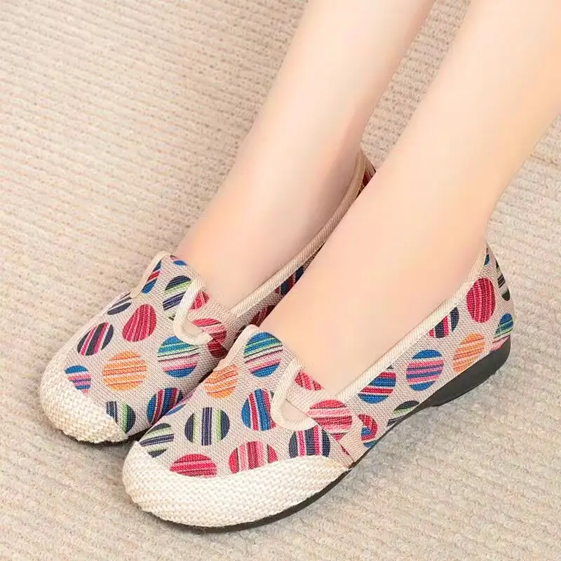 Spring and Autumn Old Beijing Cloth Shoes New Women's Canvas Shoes Non-slip Soft Sole Single-layer Shoes Comfortable All-match Casual Moms Shoes - Image 6