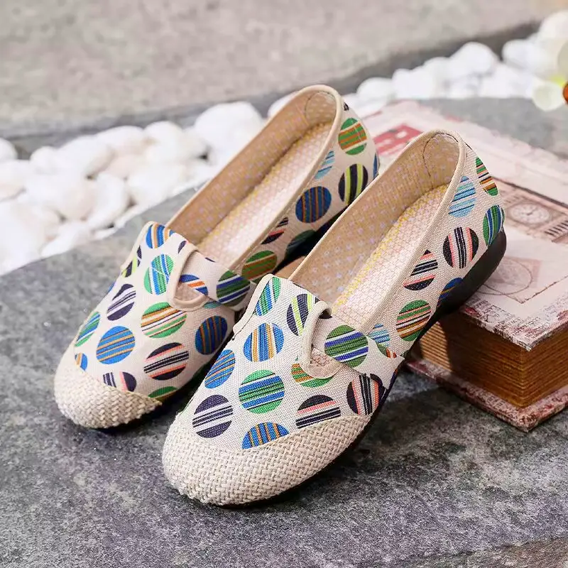 Spring and Autumn Old Beijing Cloth Shoes New Women's Canvas Shoes Non-slip Soft Sole Single-layer Shoes Comfortable All-match Casual Moms Shoes - Image 2
