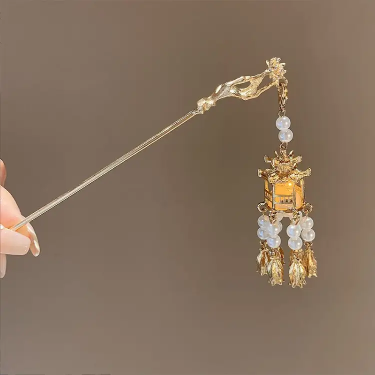 Luminous Lotus Lantern Hairpin Metal Palace Ancient Style Step Shake Tassel Chopsticks Cheongsam Hanfu Bun Headdress - Image 5