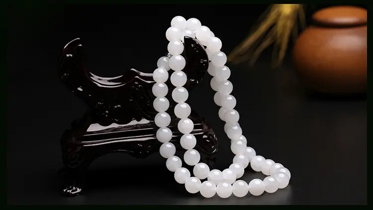 White Jade Round Bead Necklace for Women — feature 8