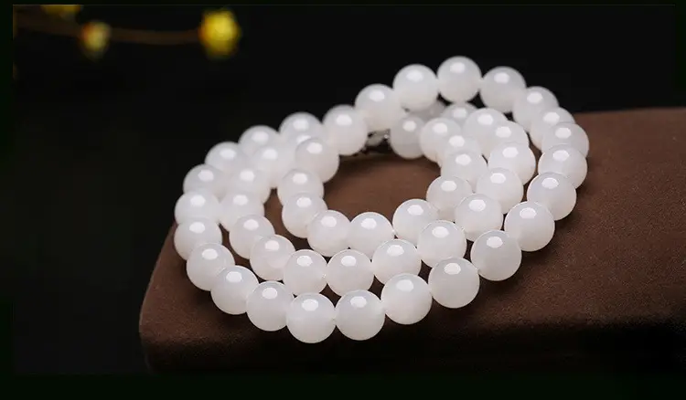 White Jade Round Bead Necklace for Women — feature 9