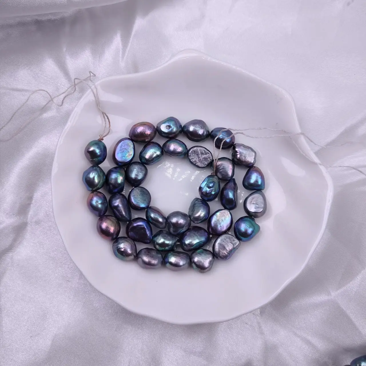 Vertical Hole Baroque Pearl Necklace DIY Design — feature 4