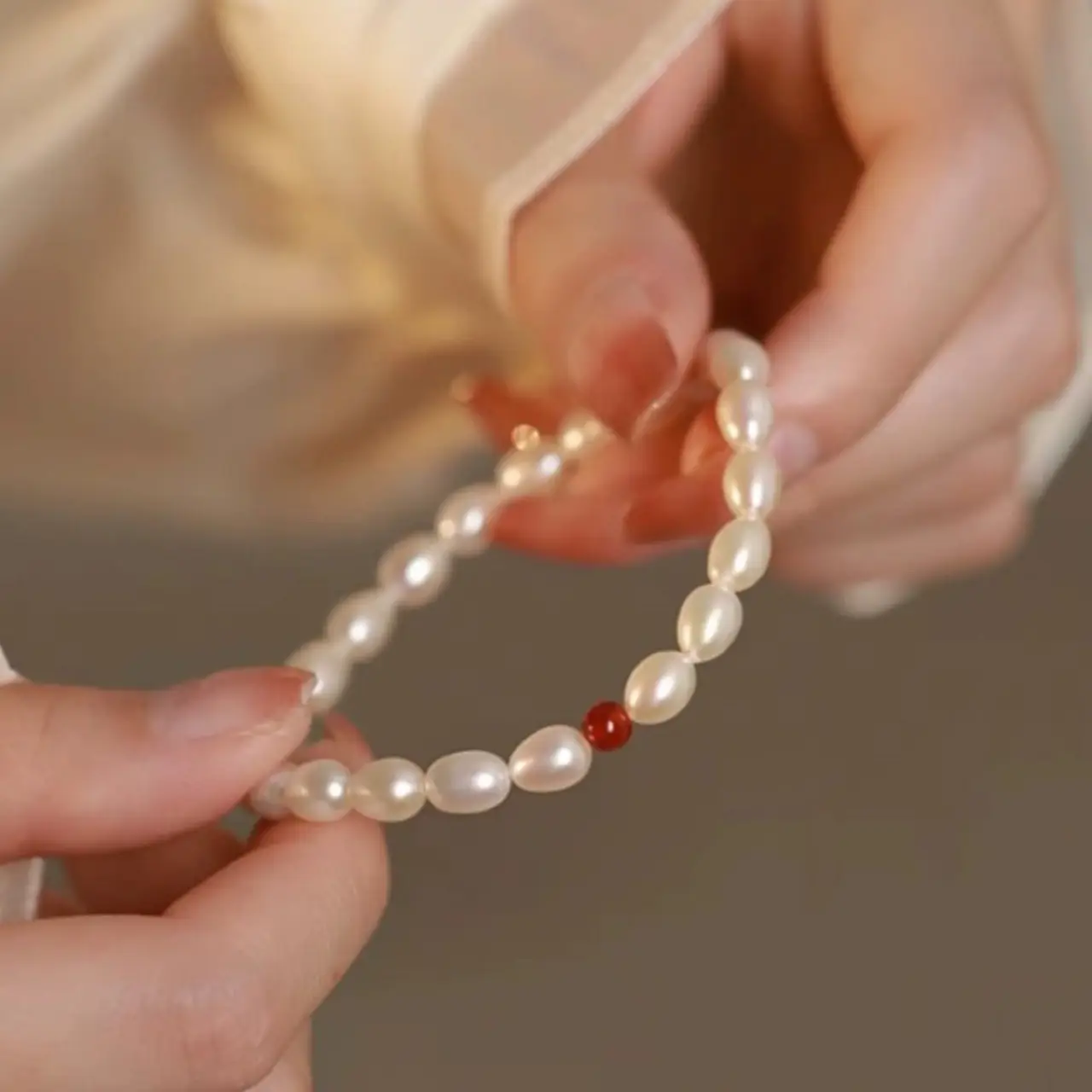 Elegant Chinese Style Pearl Bracelet with Red Agate - Image 2