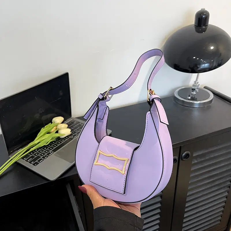 Crescent Shoulder Bag Women's Light Luxury Messenger - Image 11