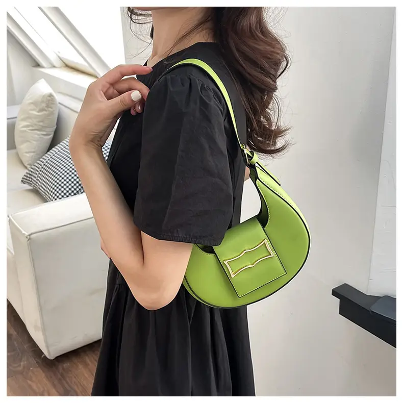 Crescent Shoulder Bag Women's Light Luxury Messenger — feature 12