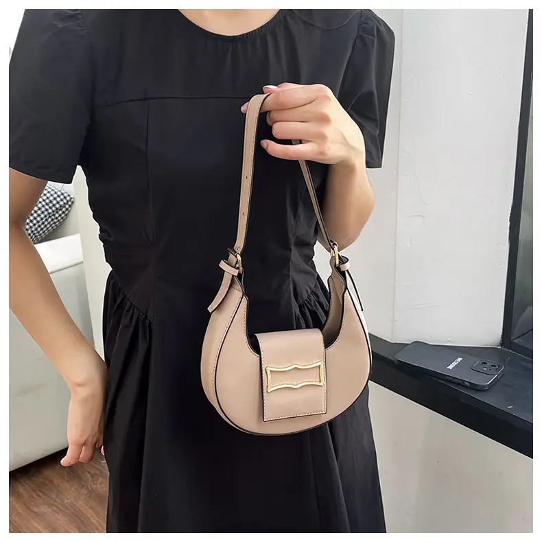 Crescent Shoulder Bag Women's Light Luxury Messenger — feature 15