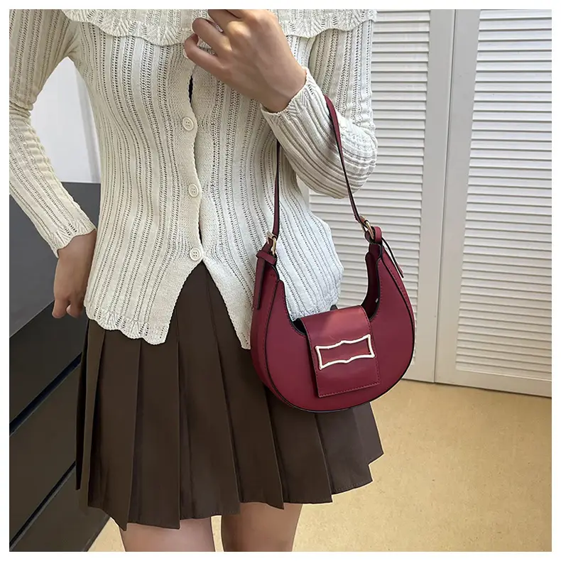 Crescent Shoulder Bag Women's Light Luxury Messenger — feature 22