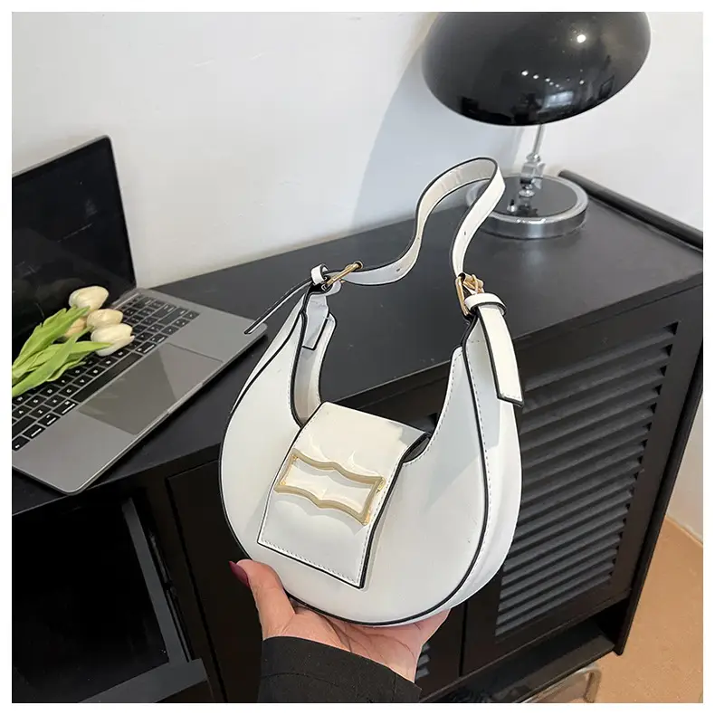 Crescent Shoulder Bag Women's Light Luxury Messenger — feature 30