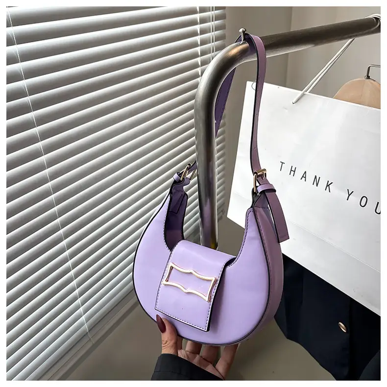 Crescent Shoulder Bag Women's Light Luxury Messenger — feature 31