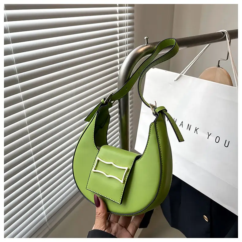 Crescent Shoulder Bag Women's Light Luxury Messenger — feature 33