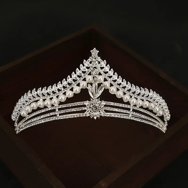 Crown Alloy Bridal Headdress with Rhinestones - Image 2