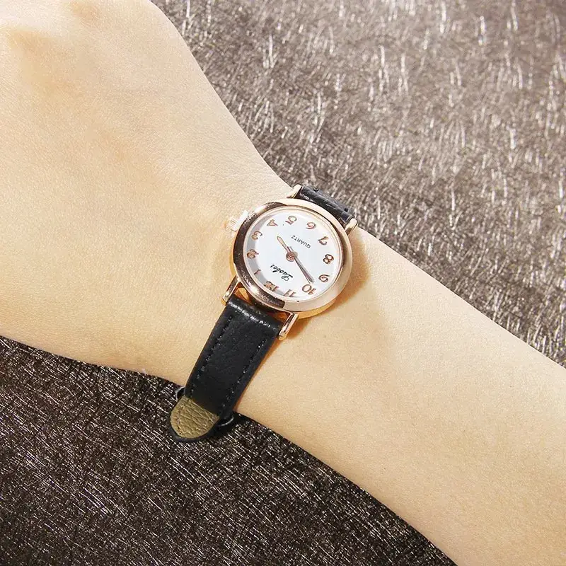 Women's Retro Korean Watch Brown Strap Quartz Small Dial - Image 5