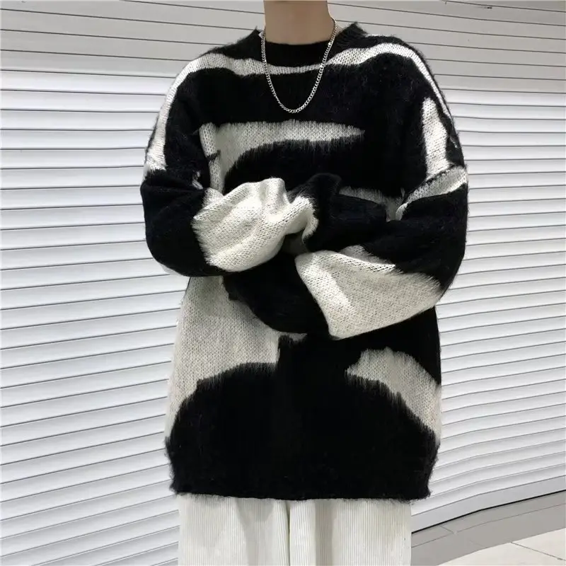 Men Black Cream Striped Fleece Sweatshirt Round Neck — feature 11
