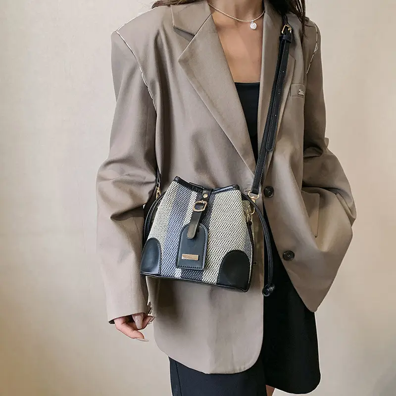 Women Canvas Bucket Bag Red Blue 2026 New Style - Image 10