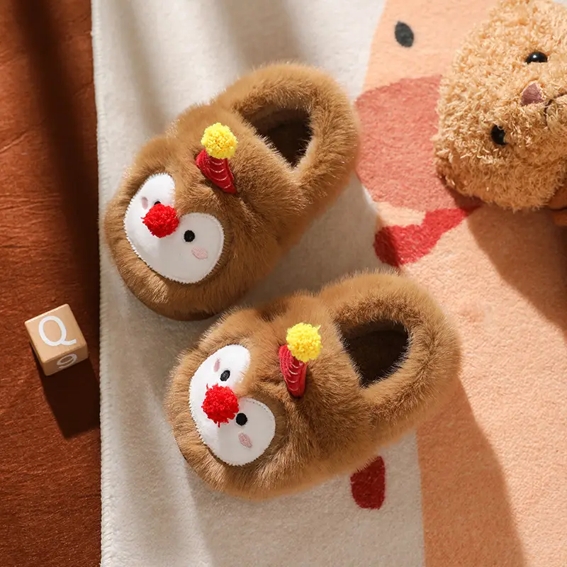 Children's Cotton Slippers, New Autumn and Winter Models, Home Use, Penguin Cartoon Design, for Boys and Girls, Small, Medium, and Large Children, New Warm Slippers with Heel Coverage