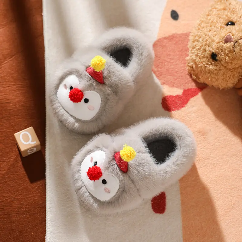Children's Cotton Slippers, New Autumn and Winter Models, Home Use, Penguin Cartoon Design, for Boys and Girls, Small, Medium, and Large Children, New Warm Slippers with Heel Coverage