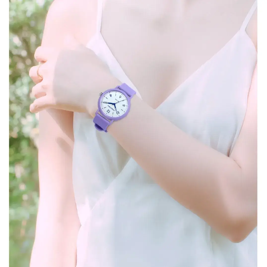 Trendy Red Blue White Quartz Watch for Boys Girls - Image 8