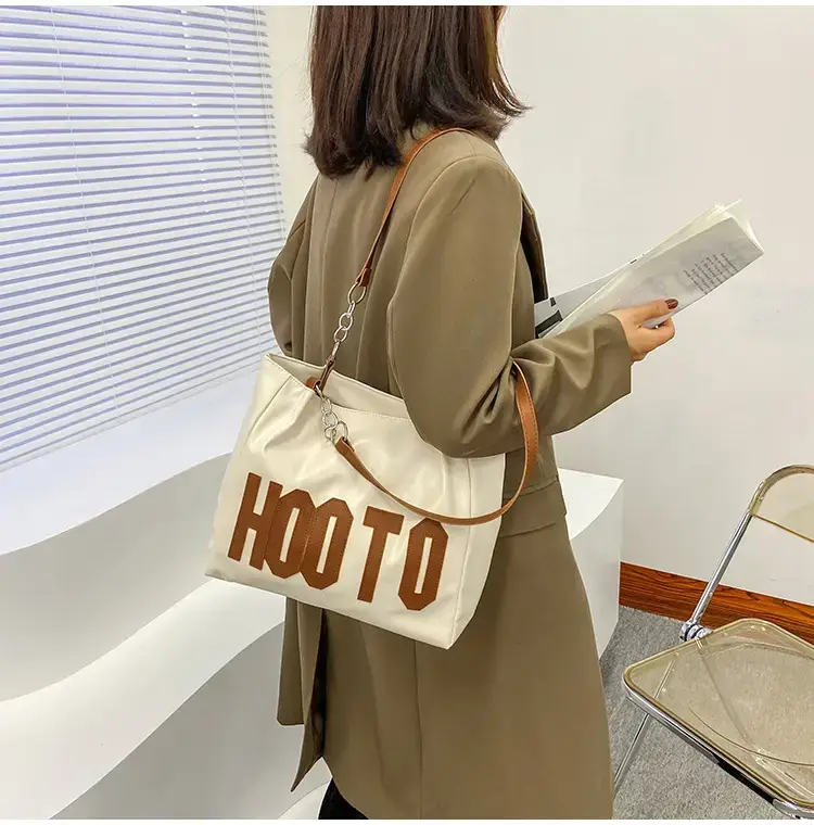 Women's Black Hooto Letter Tote Bag Shoulder Bag — feature 12