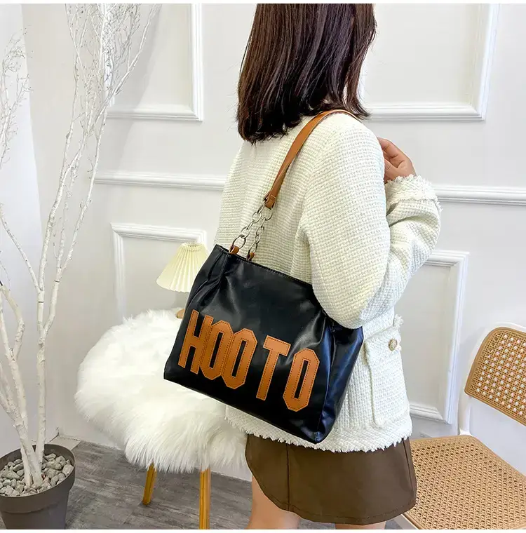 Women's Black Hooto Letter Tote Bag Shoulder Bag — feature 15