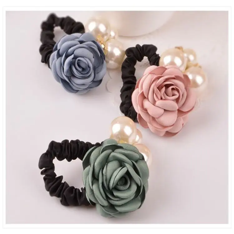 Korean Style Rose Pearl Hairband Set - Image 9