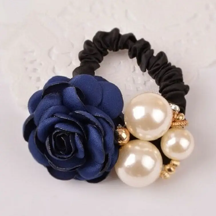 Korean Style Rose Pearl Hairband Set - Image 10