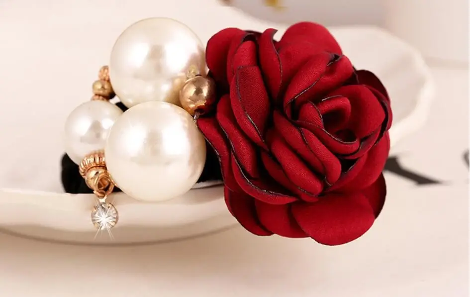 Korean Style Rose Pearl Hairband Set — feature 1