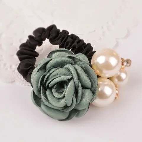 Korean Style Rose Pearl Hairband Set - Image 6