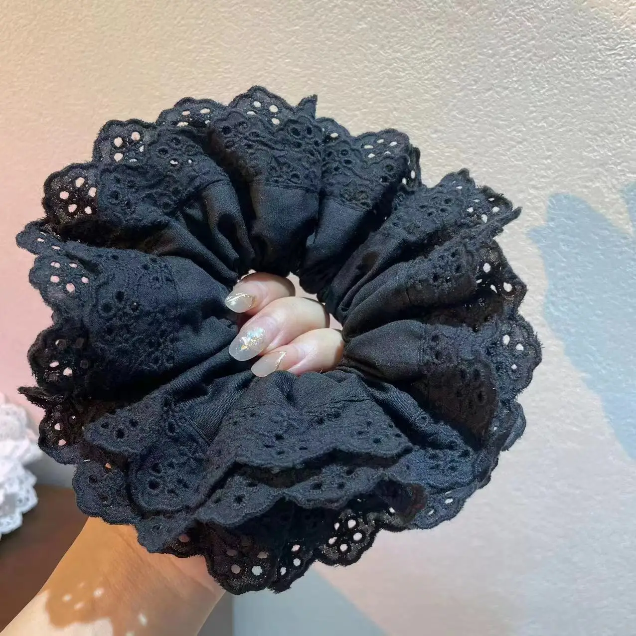 Four-layer black lace (18cm)
