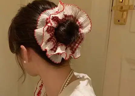 Red Plaid Red Edge Oversized Hair Ring