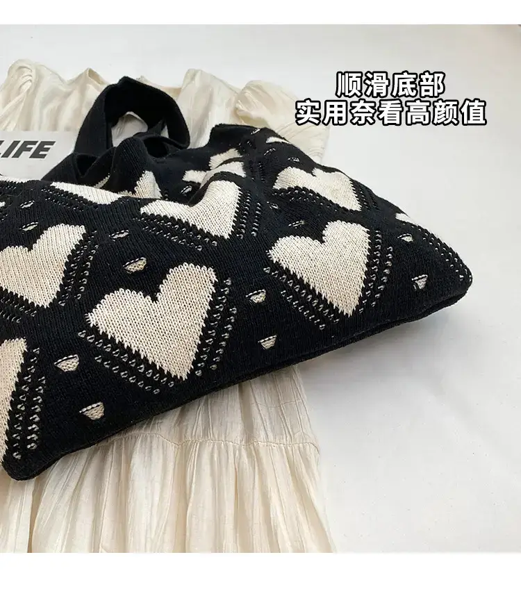 Women's Pink Heart Wool Knitted Shoulder Tote Bag — feature 4