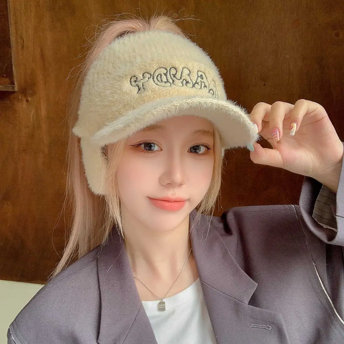Women Warm Letter Hat Autumn Winter Casual Duck Cap - Image 3