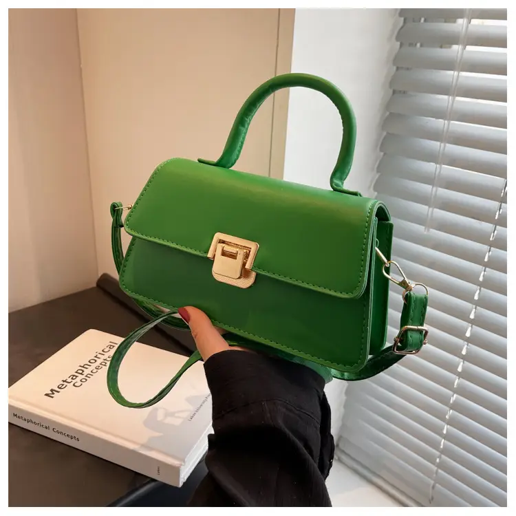 Green Korean Style Women's Shoulder Bag 2023 New Arrival - Image 3