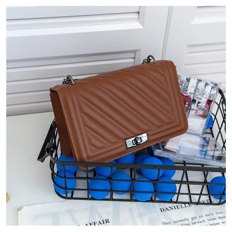 Black Quilted Shoulder Bag for Women 2023 — feature 27